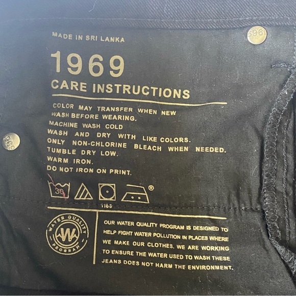 Black Gap Denim Cutoff Shorts - Picture 3 of 4